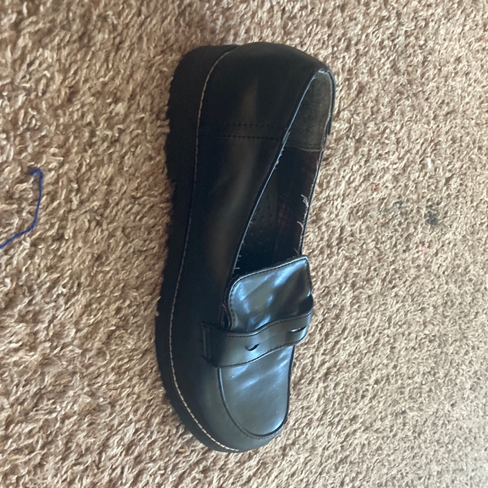 flat black schoolgirl y2k mary jane slip on loafers size 8 & 8.5! negotiable